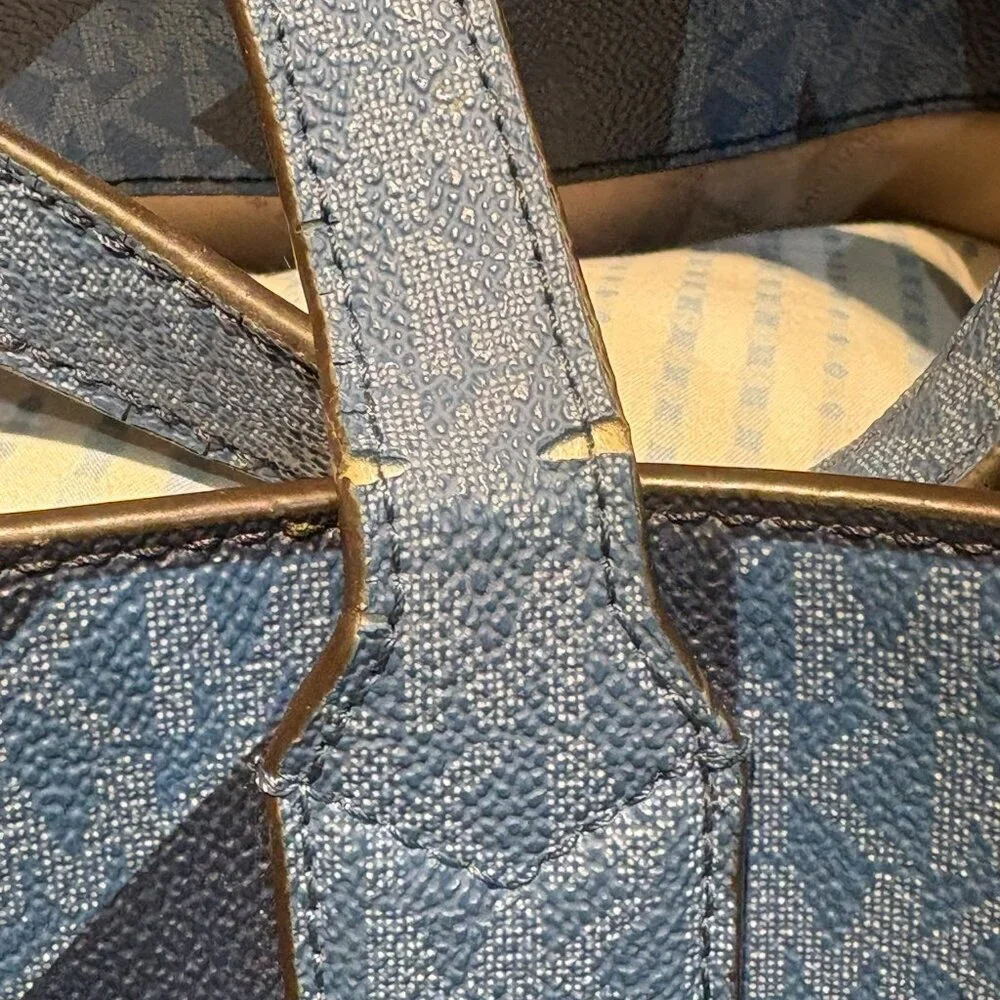 Michael Kors Kenly Large Logo Print Tote Blue (Chambray)